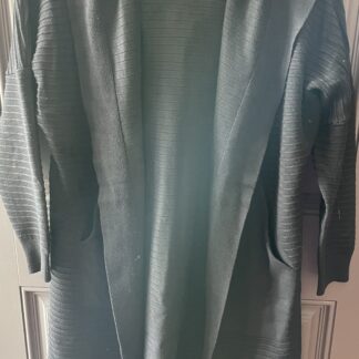 Black Sweater with Hood & Pockets-Misses